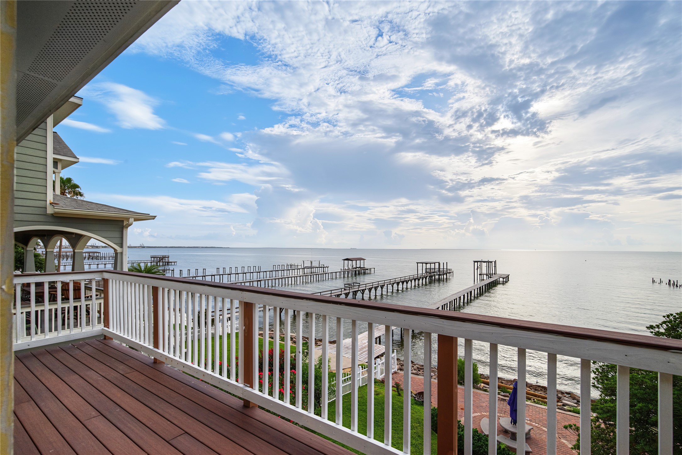 804 Bay Avenue Property Photo 29