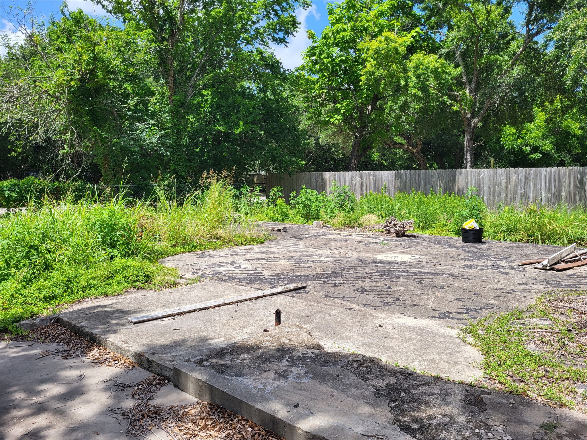 9316 Neville Avenue Property Photo 3