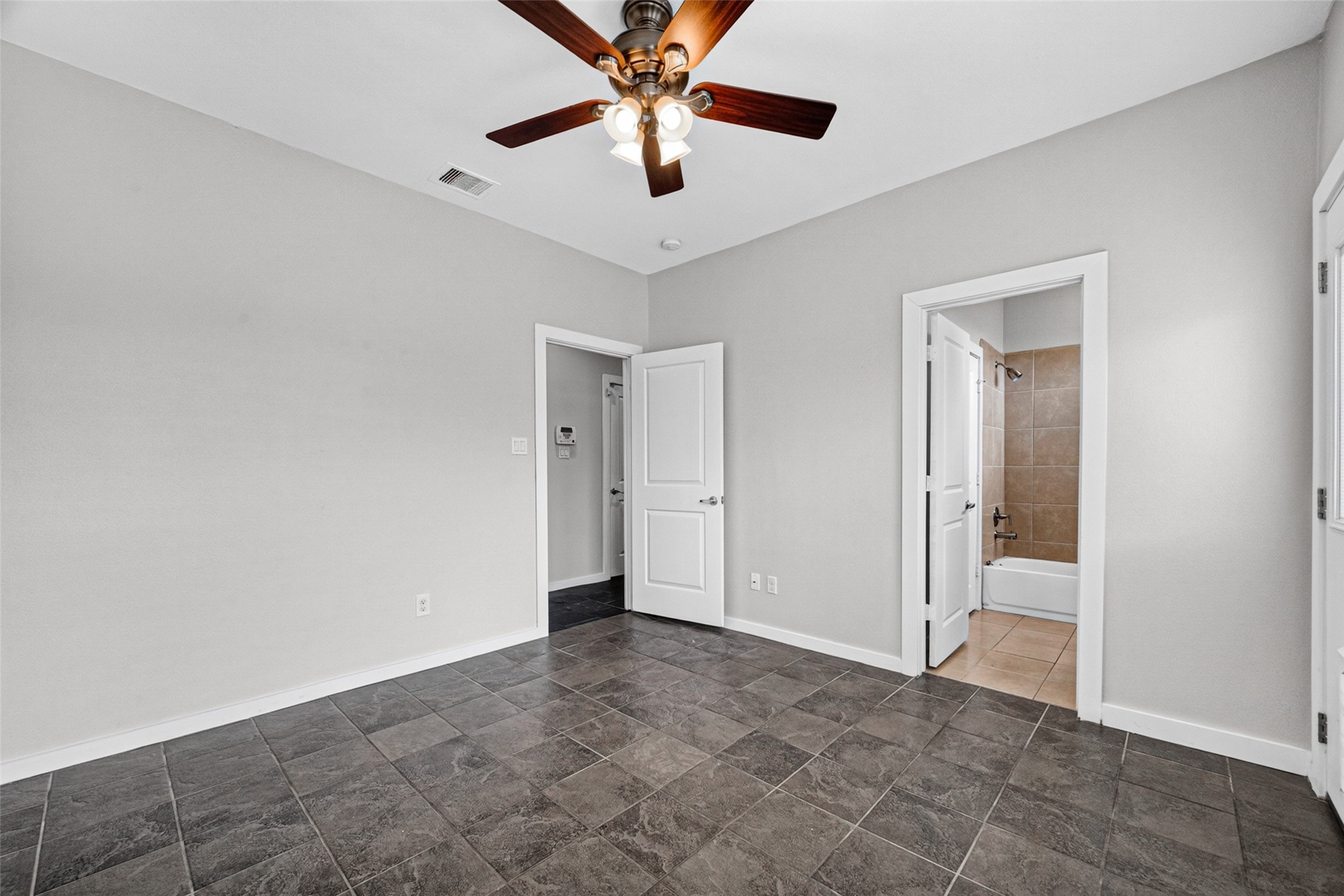 2352 Sperber Lane Property Photo 19