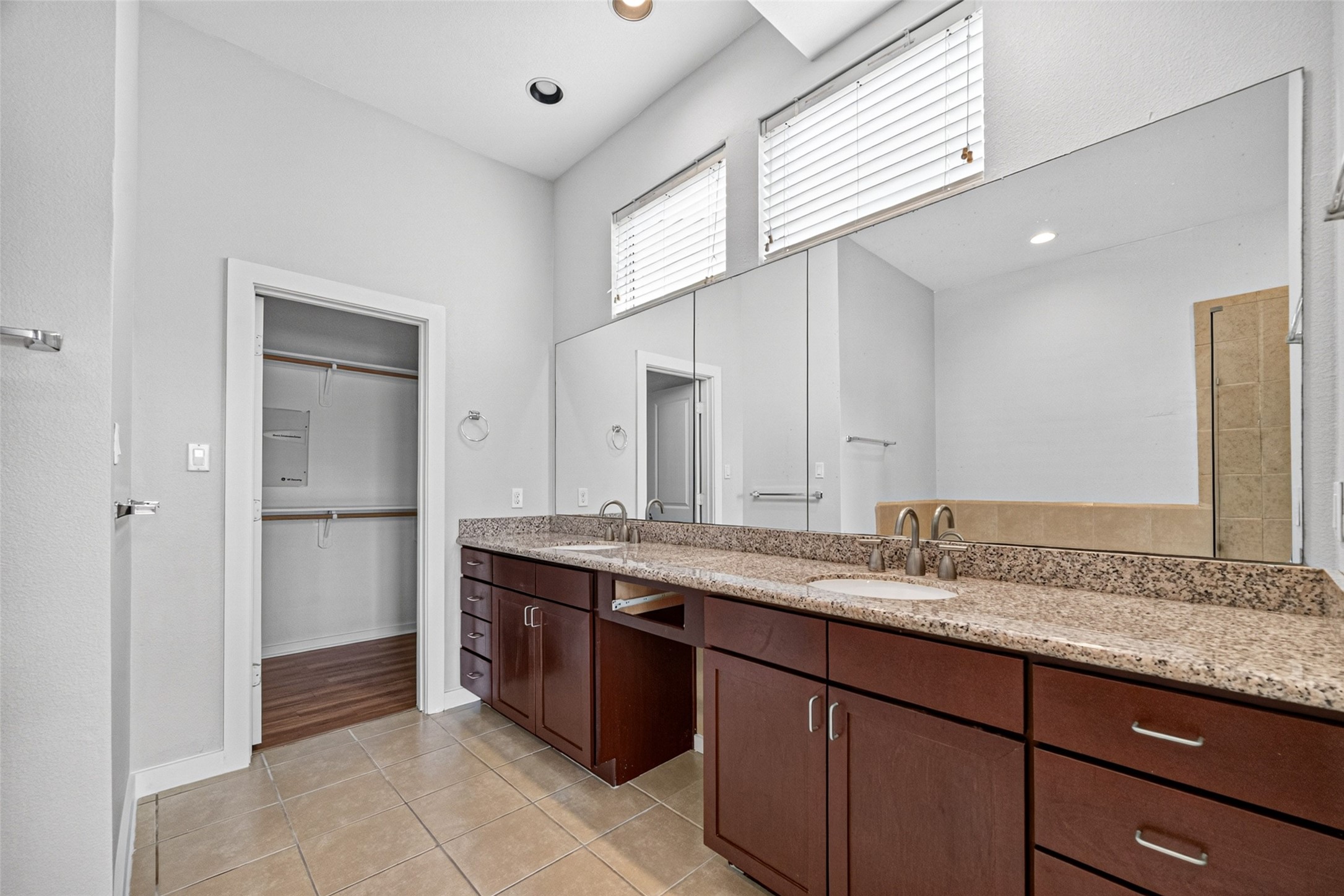 2352 Sperber Lane Property Photo 31