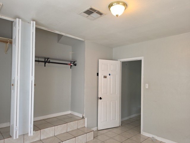7824 Detroit Street Property Photo 8