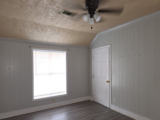 7824 Detroit Street Property Photo 15