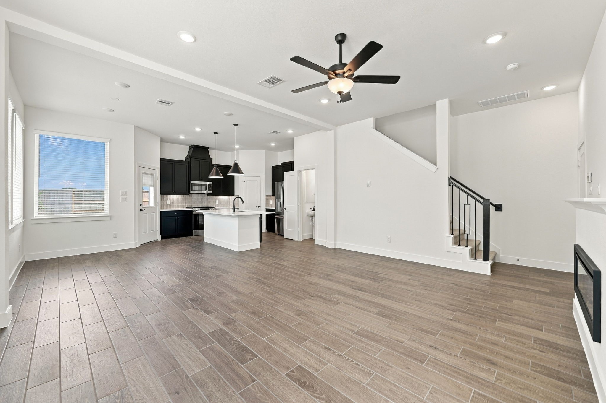 10119 Palm Springs Place Property Photo 12