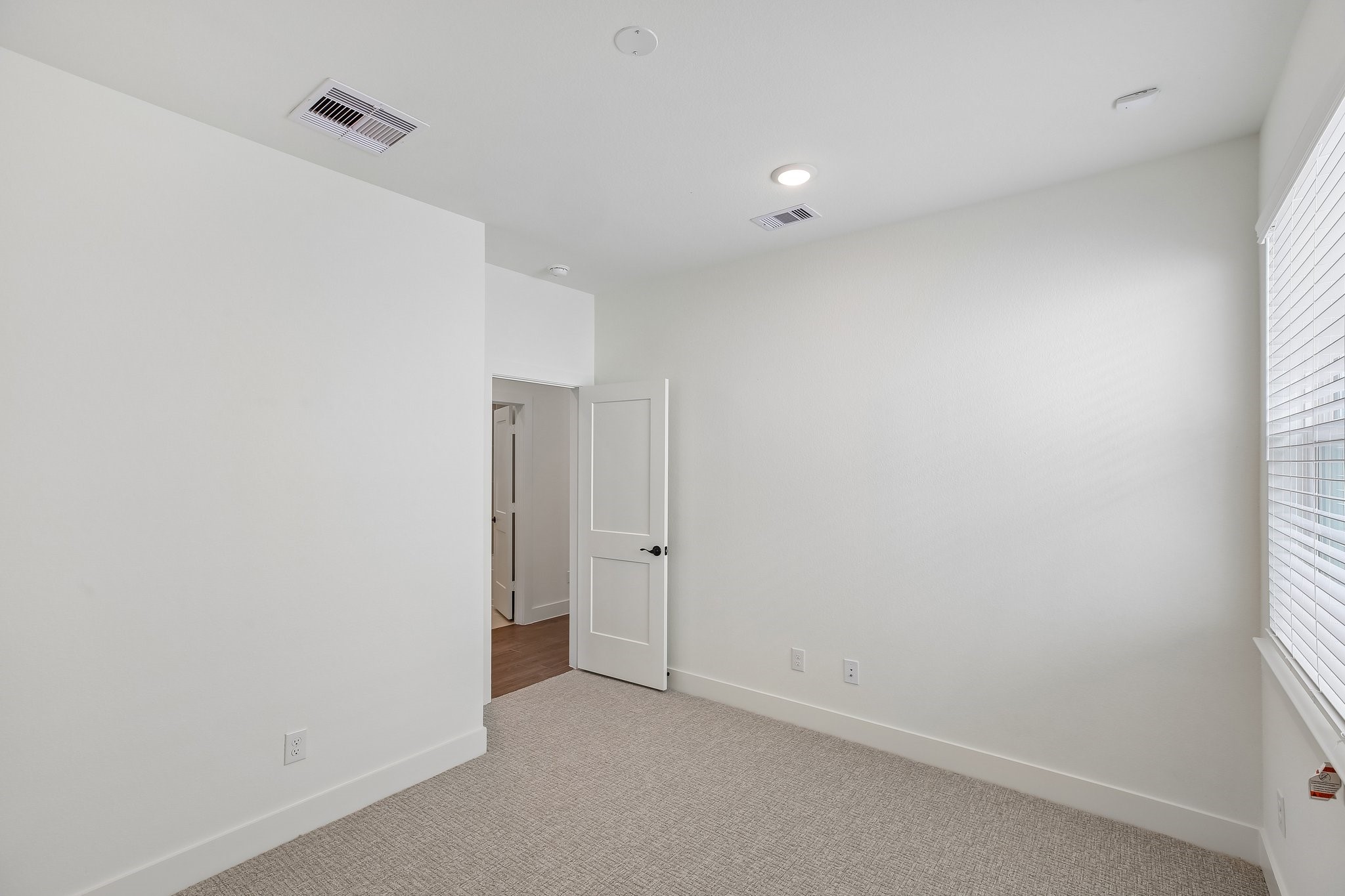 10119 Palm Springs Place Property Photo 18