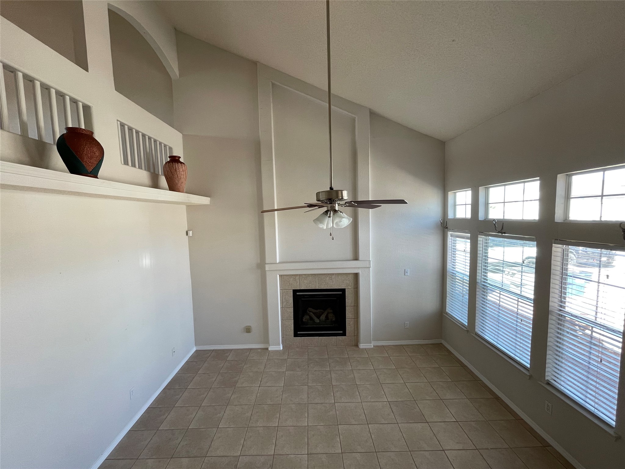7312 Camino Del Sol Property Photo 4