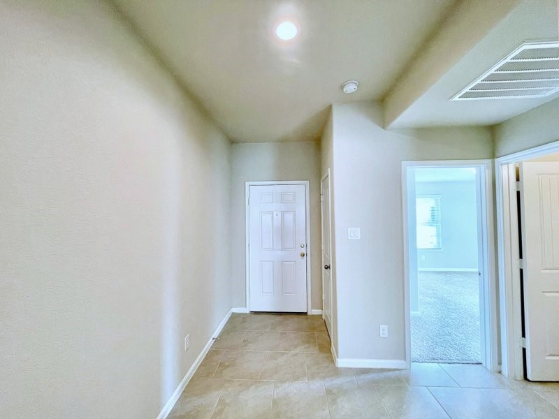3822 Mcdonough Way Property Photo 5