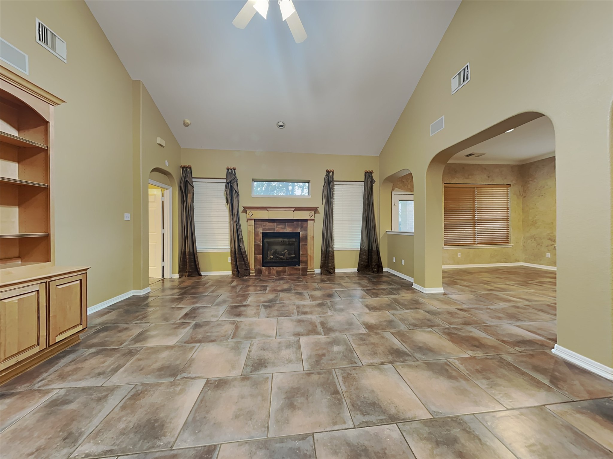 11608 Summer Moon Drive Property Photo 2