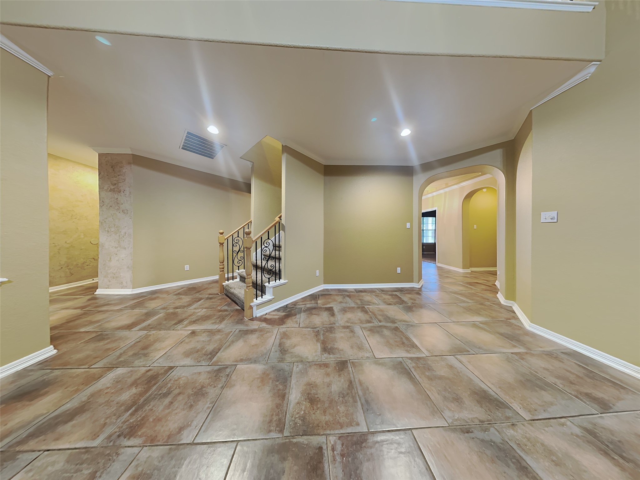 11608 Summer Moon Drive Property Photo 3