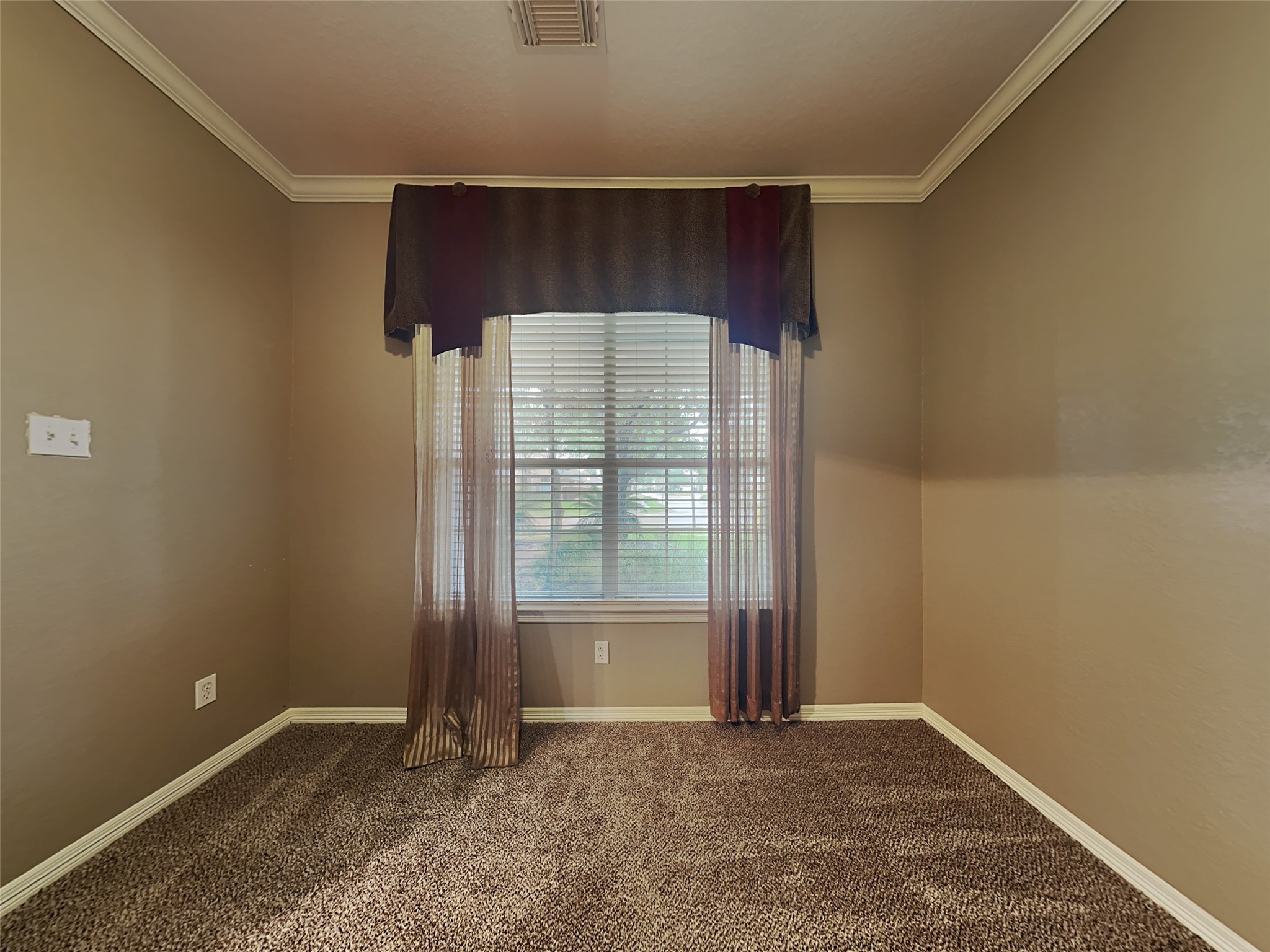 11608 Summer Moon Drive Property Photo 17