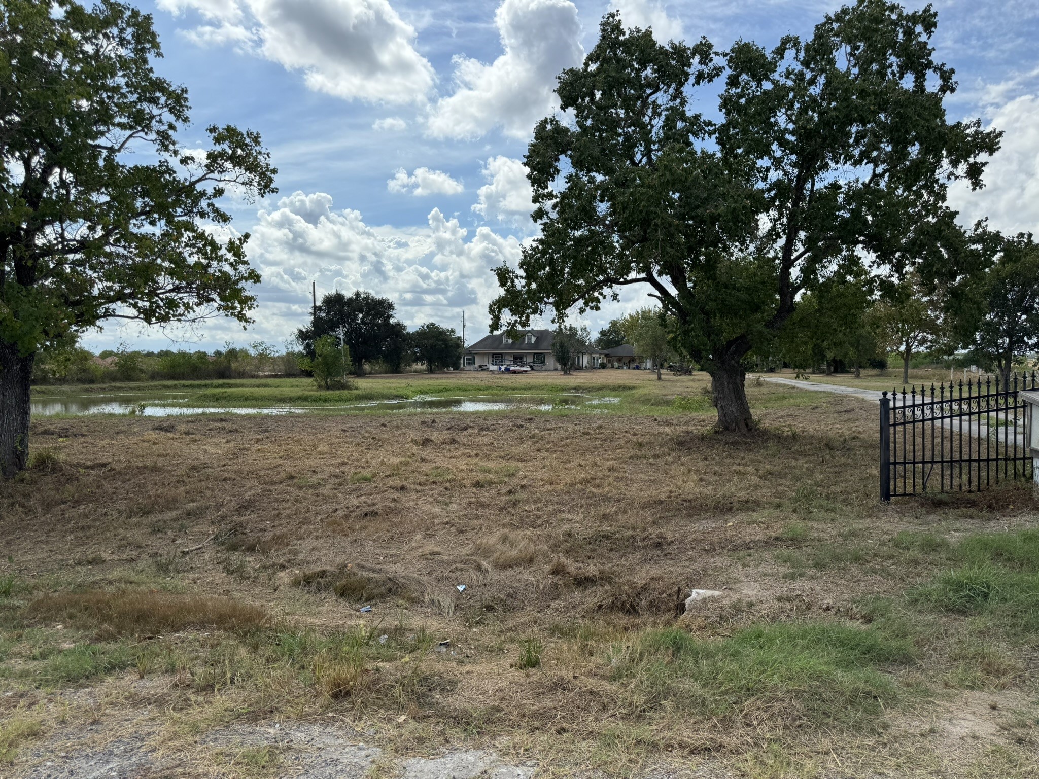 27555 Clay Road Property Photo 3