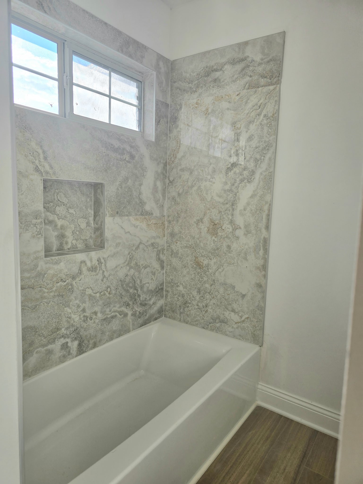 20315 Lakeland Falls Drive Property Photo 29