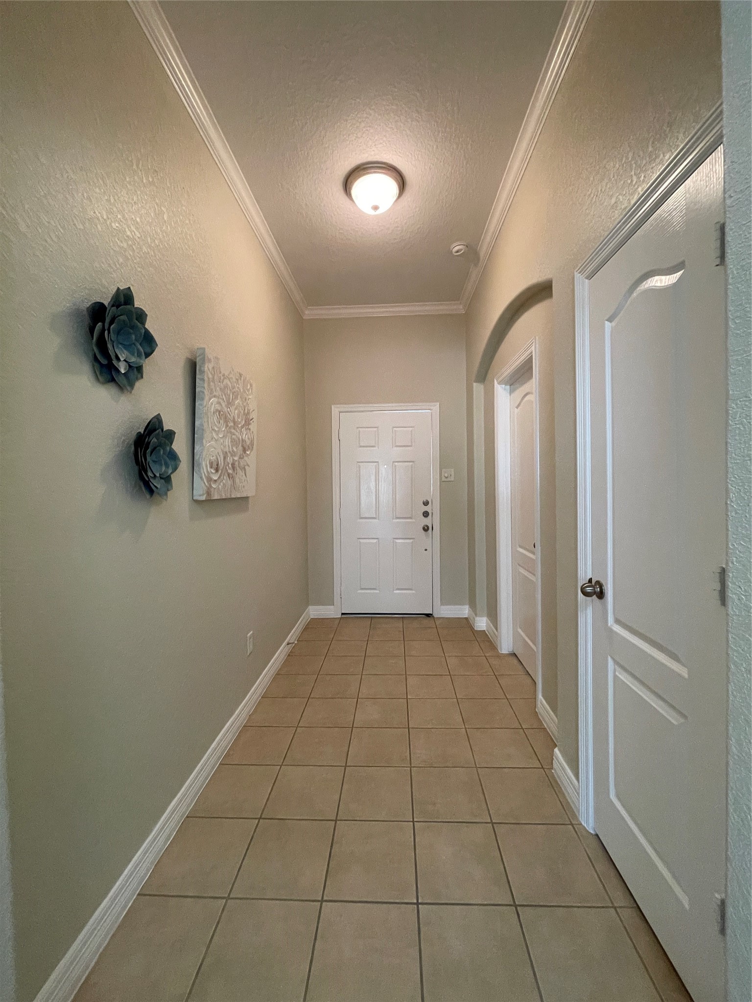 5811 Ranch Riata Court Property Photo 6