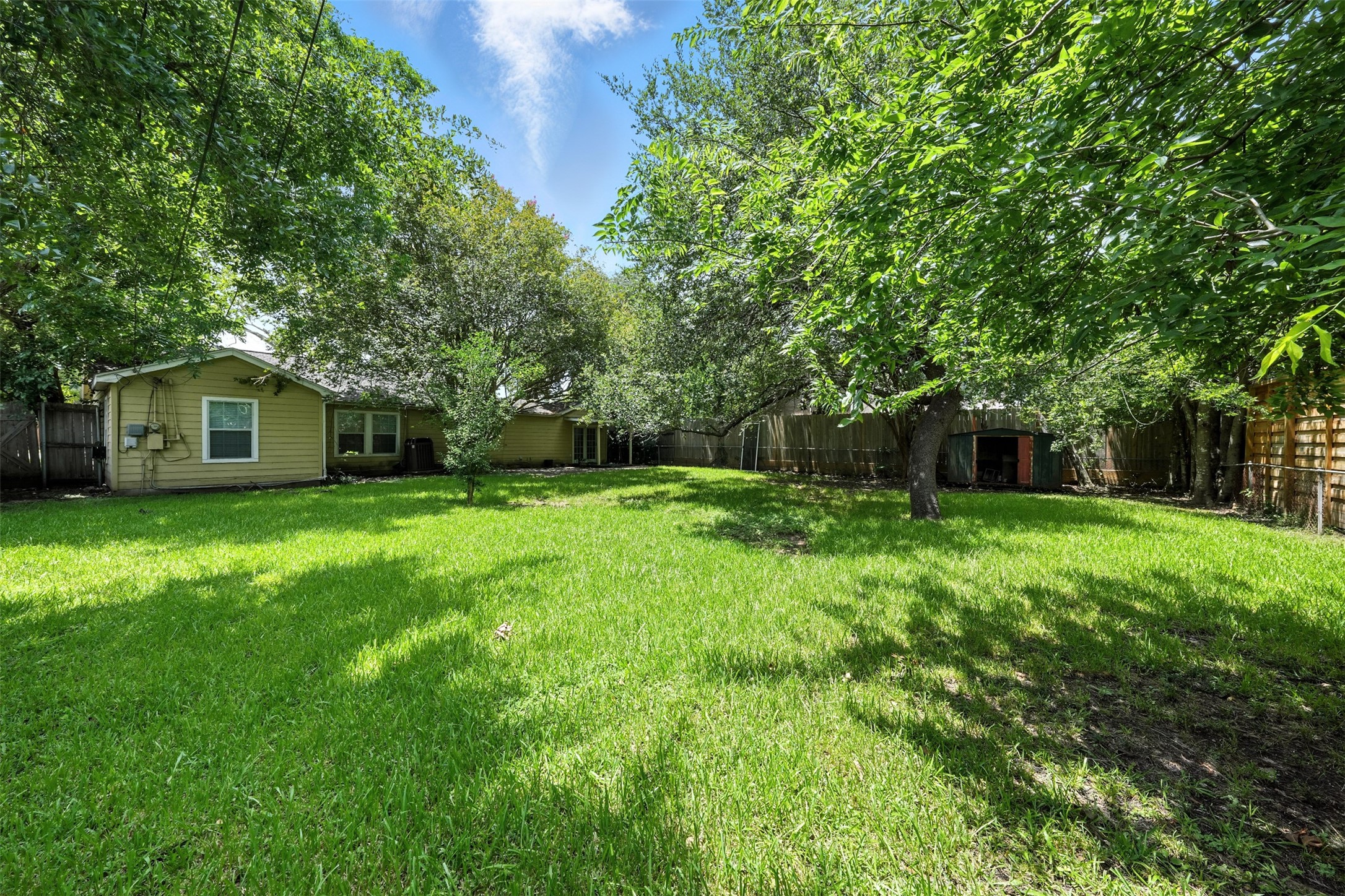 6305 S Rice Avenue Property Photo 9