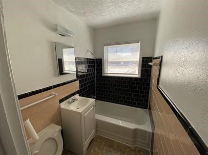 4420 Roseland Street 04 Property Photo 6