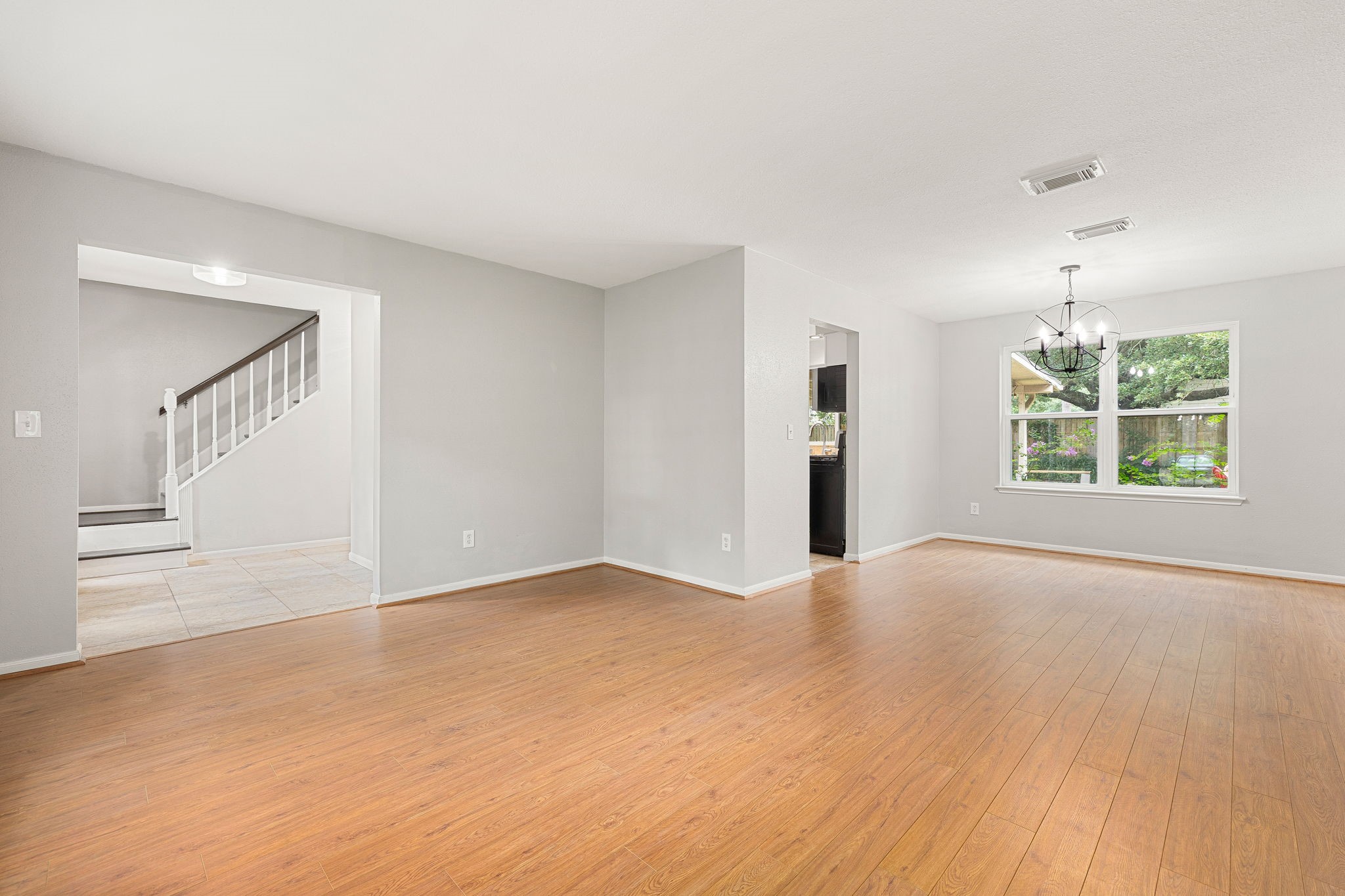 8322 Hot Springs Drive Property Photo 11