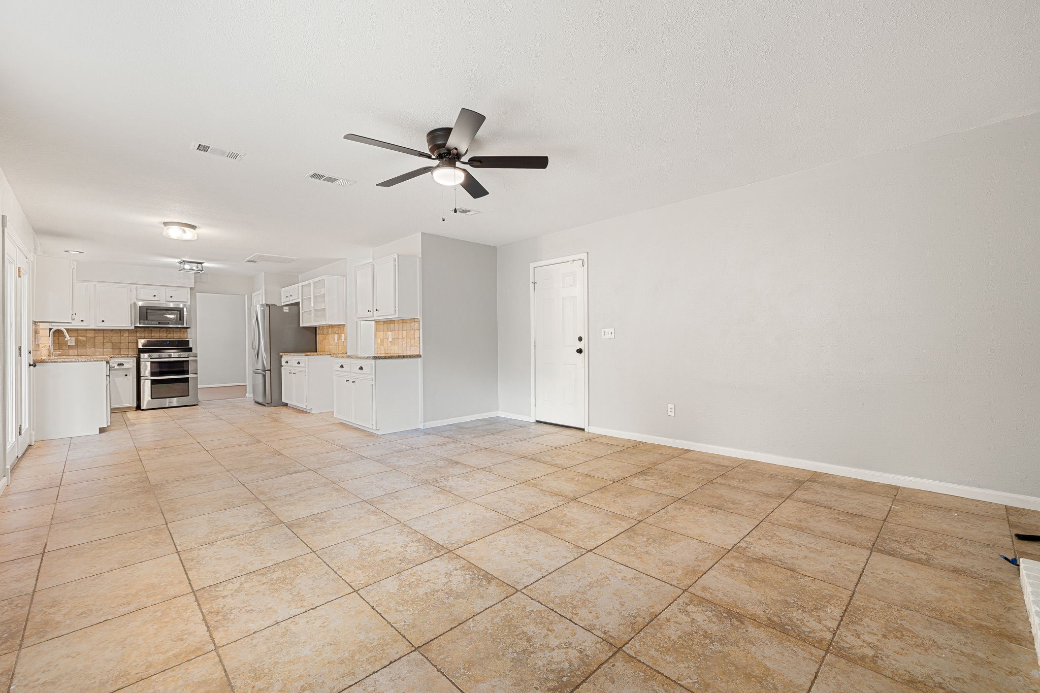 8322 Hot Springs Drive Property Photo 13