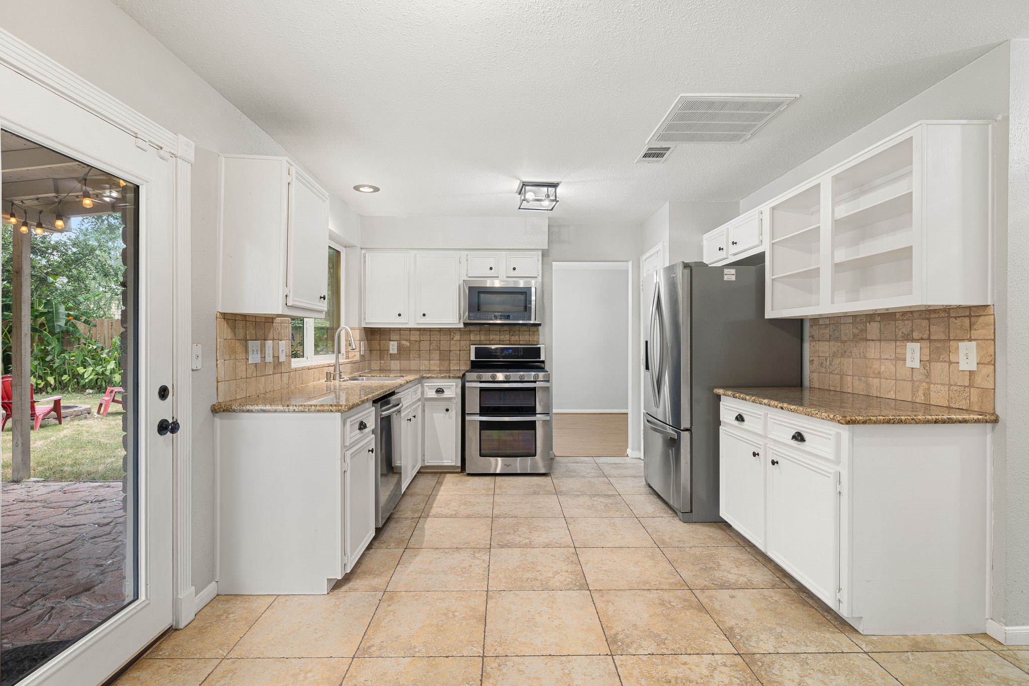 8322 Hot Springs Drive Property Photo 15