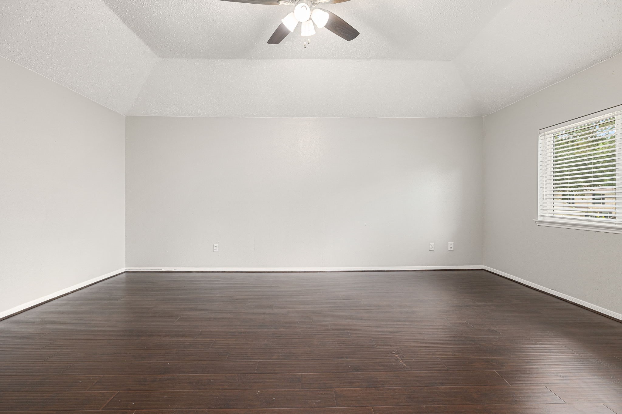 8322 Hot Springs Drive Property Photo 23
