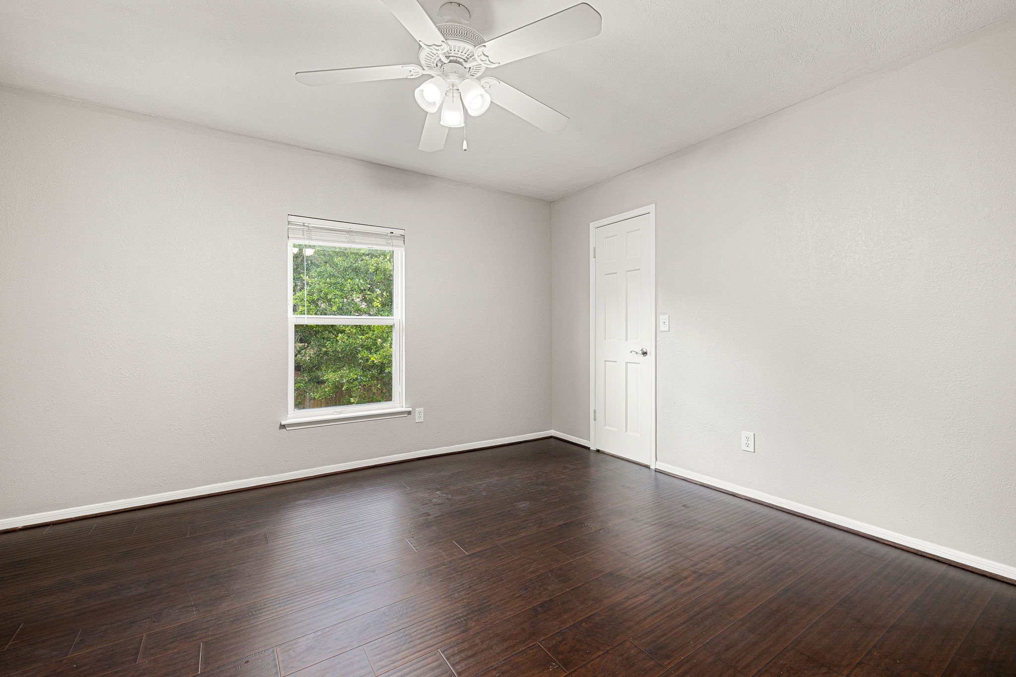 8322 Hot Springs Drive Property Photo 31