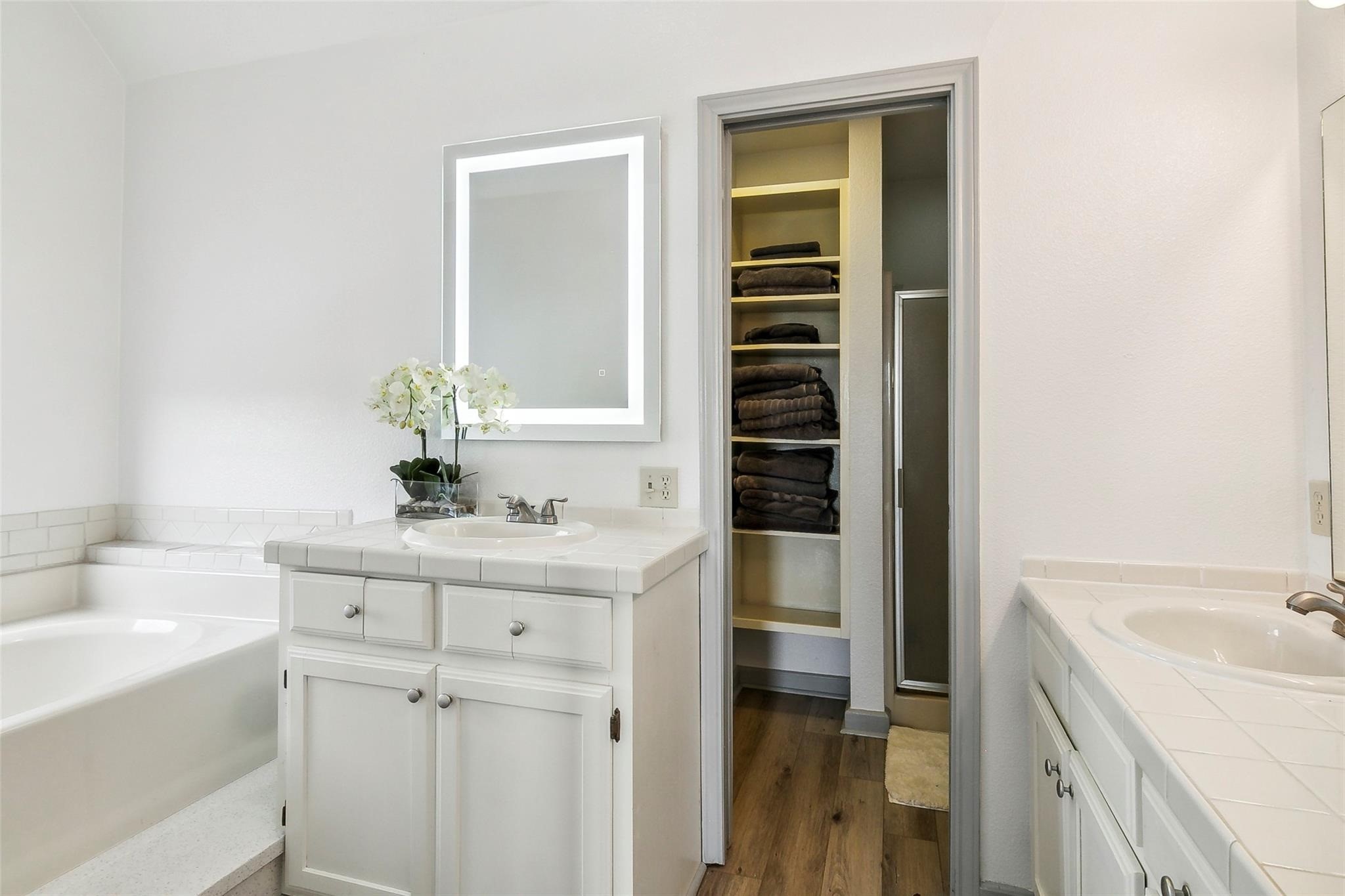 419 High Seas Property Photo 18