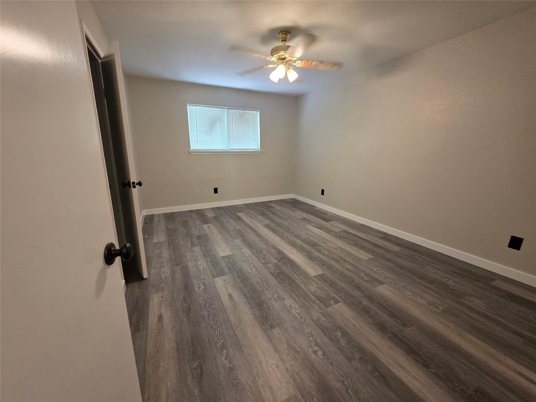 12740 Shannon Hills Drive Property Photo 8