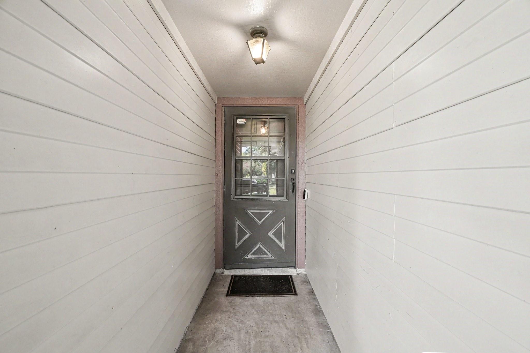 10038 Wayward Wind Lane Property Photo 6