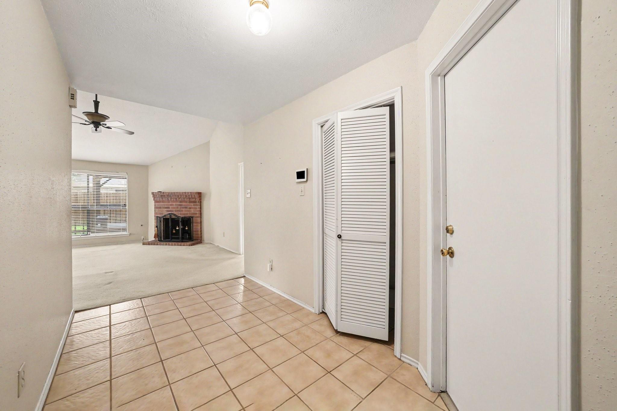 10038 Wayward Wind Lane Property Photo 7