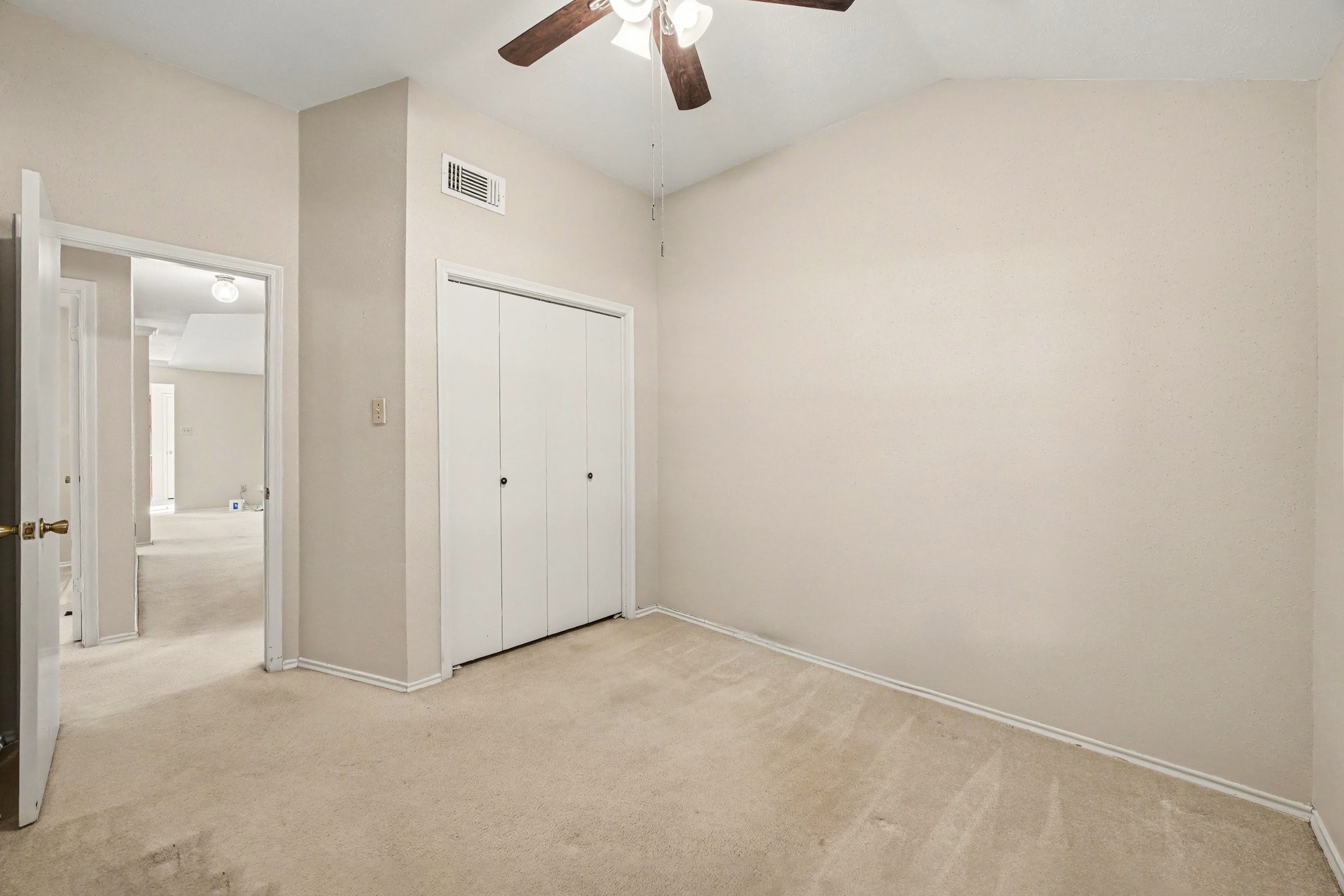10038 Wayward Wind Lane Property Photo 16