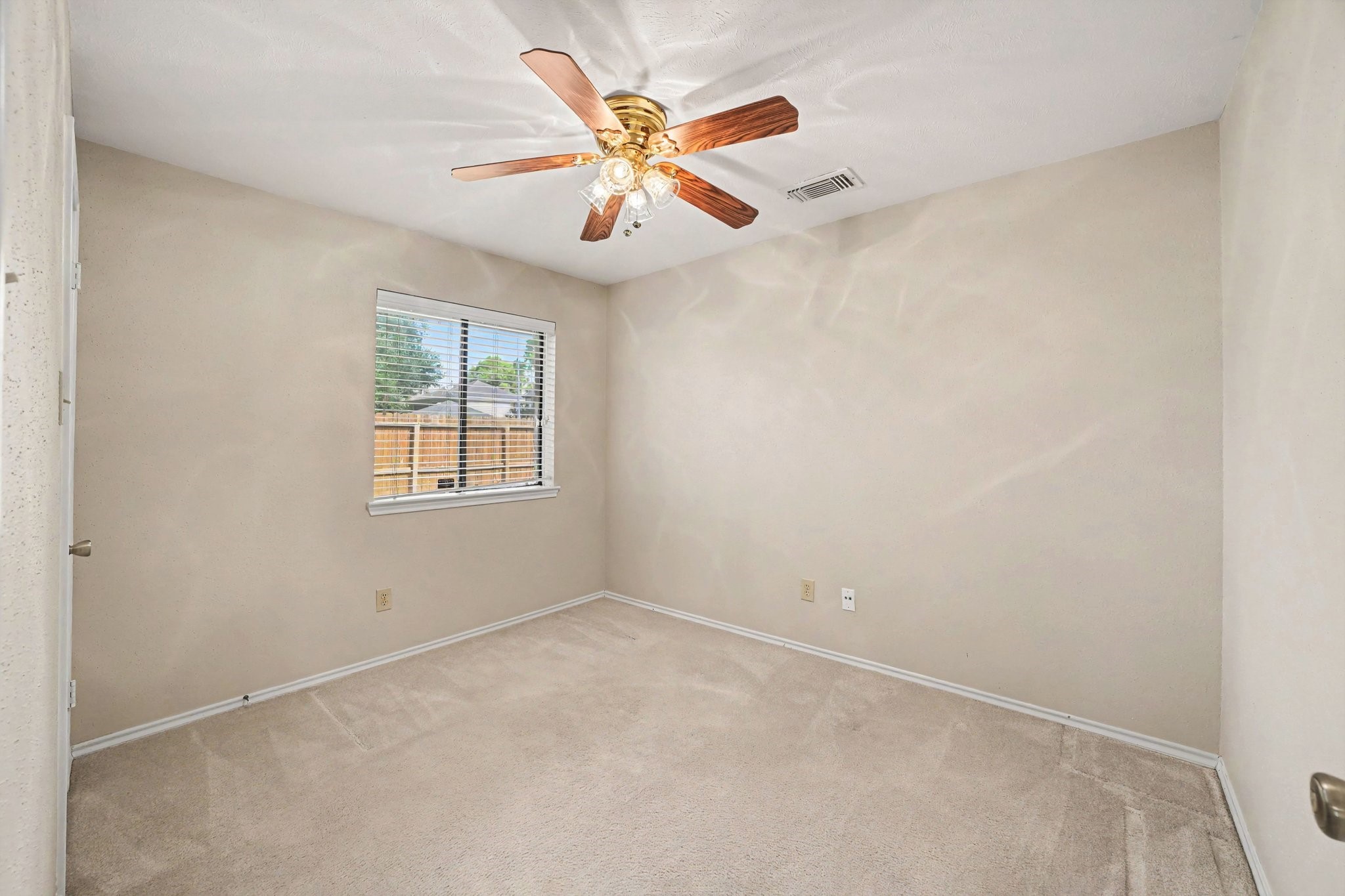 10038 Wayward Wind Lane Property Photo 20