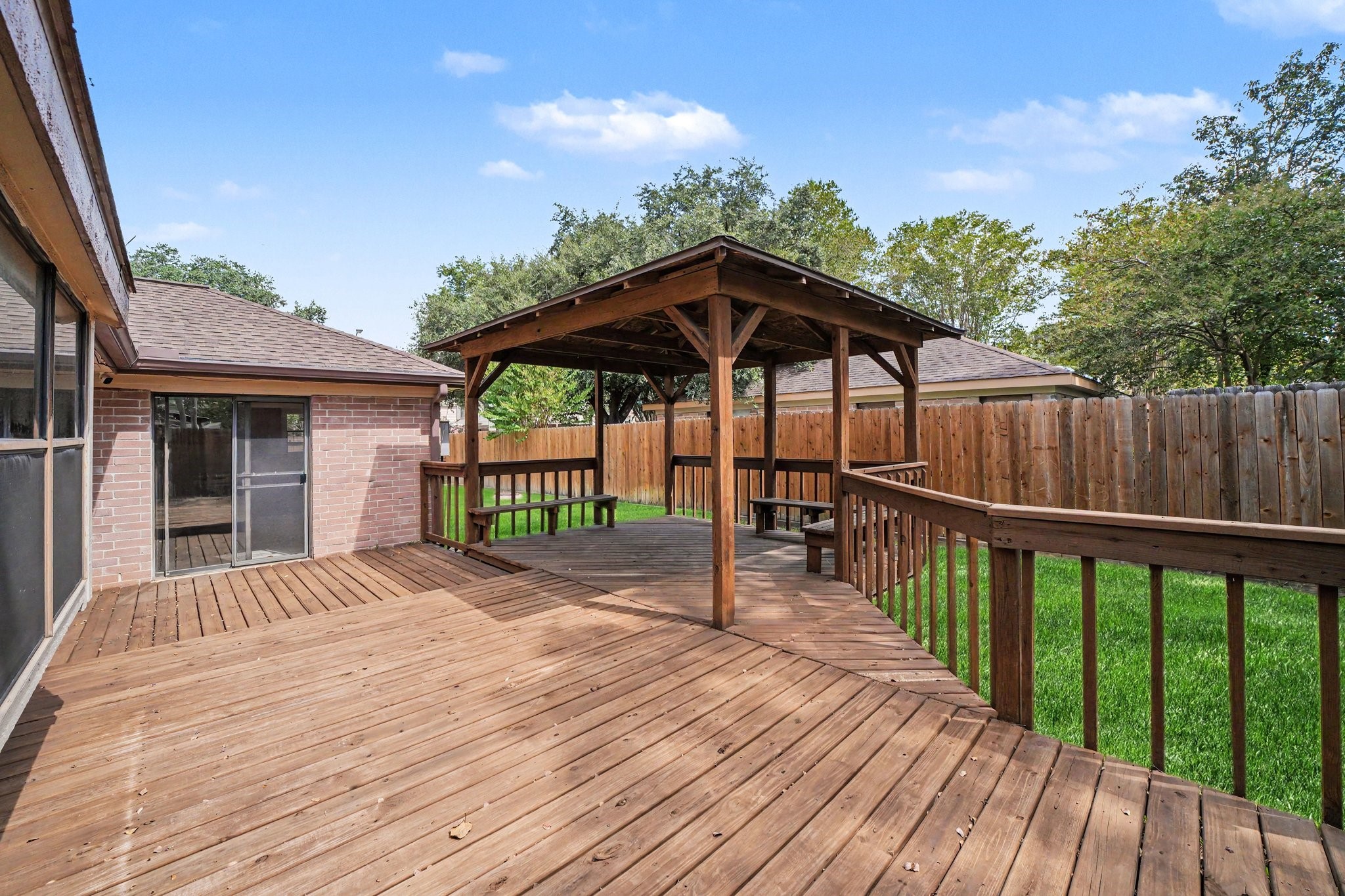 10038 Wayward Wind Lane Property Photo 31