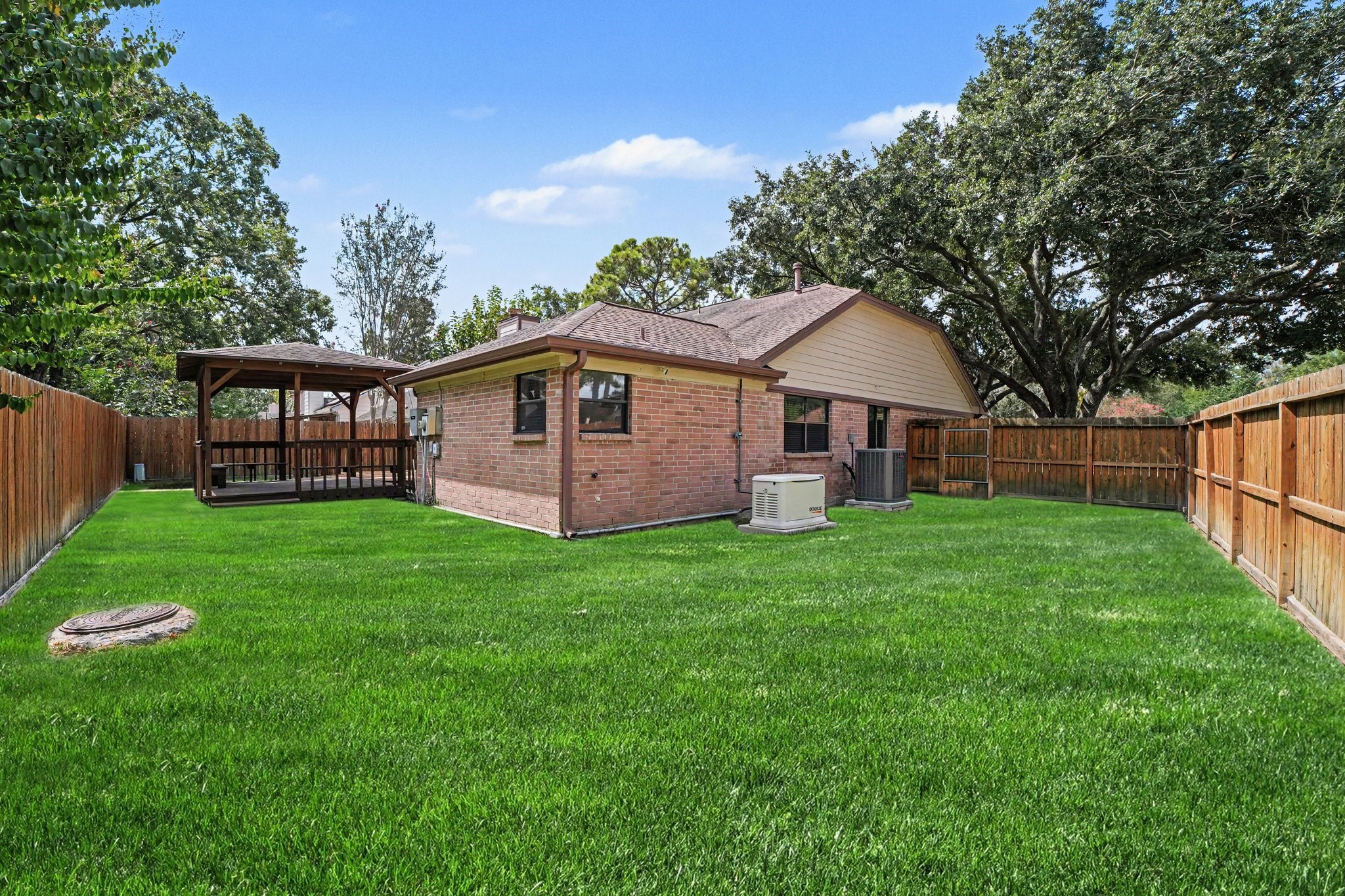 10038 Wayward Wind Lane Property Photo 32