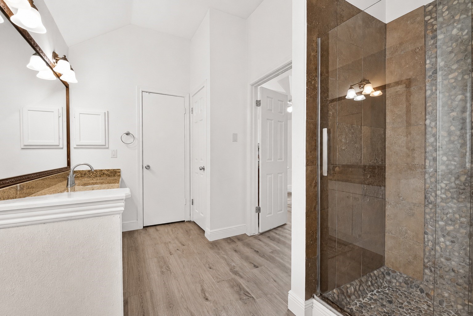 17639 Glenmark Drive Property Photo 43
