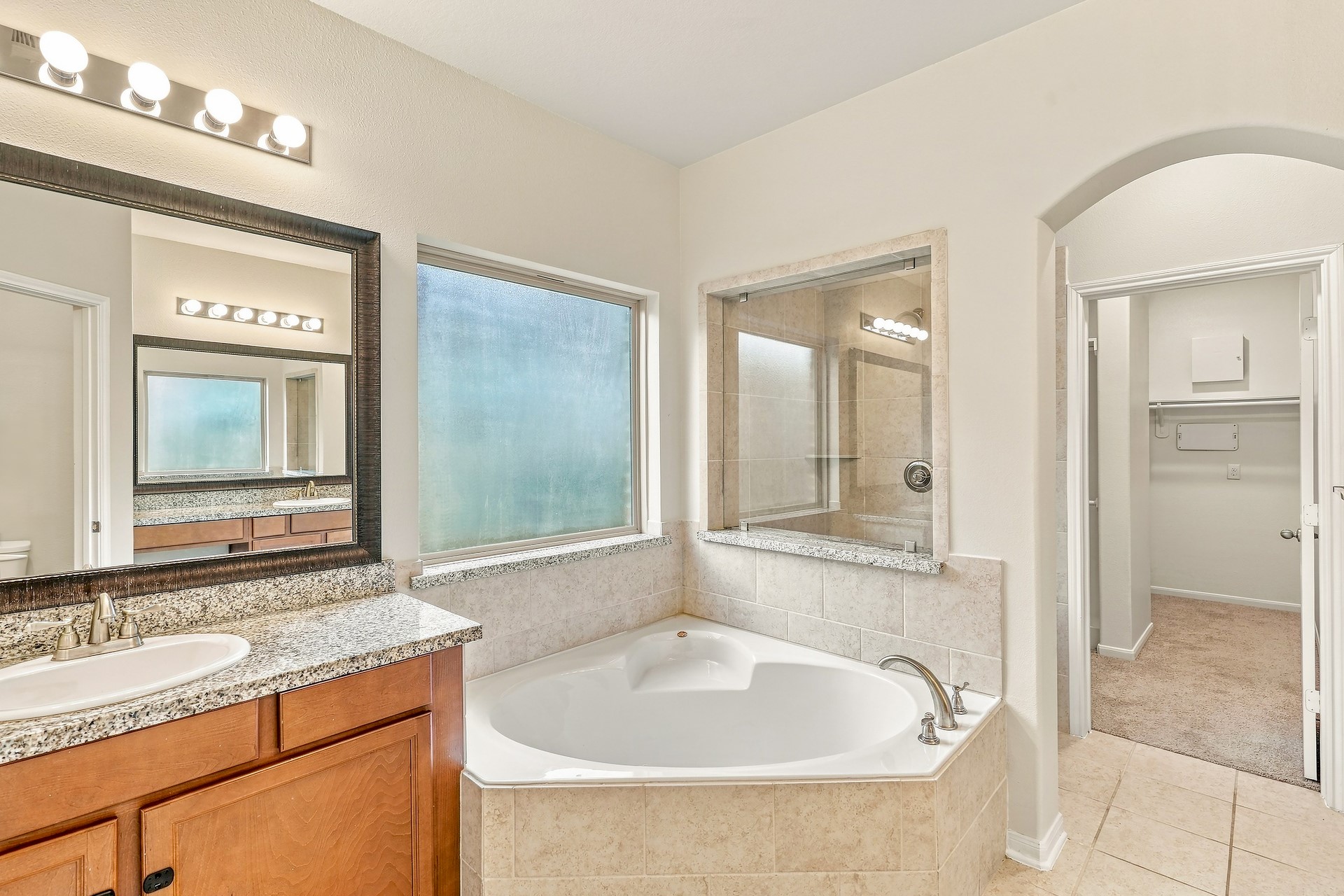 632 Kickapoo Court Property Photo 14