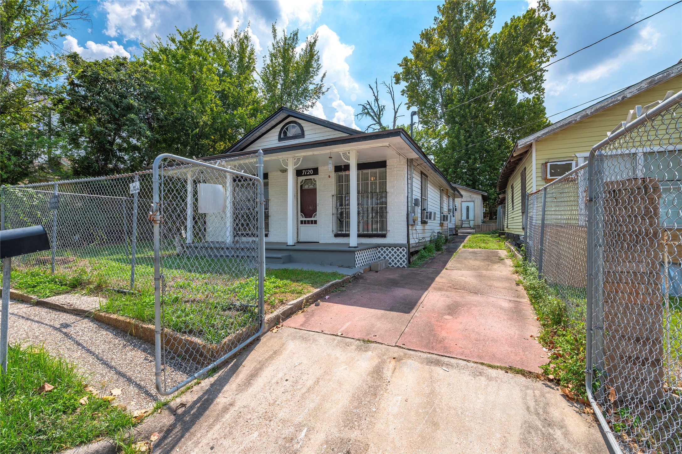 7120 Avenue Q Property Photo 1