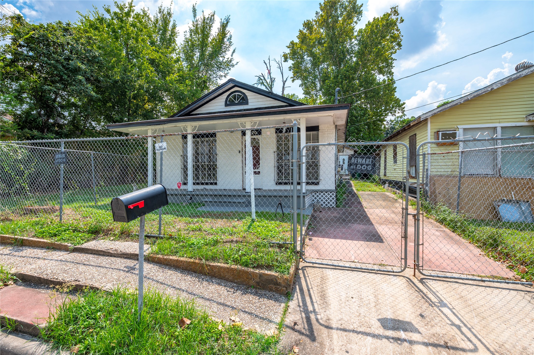 7120 Avenue Q Property Photo 2
