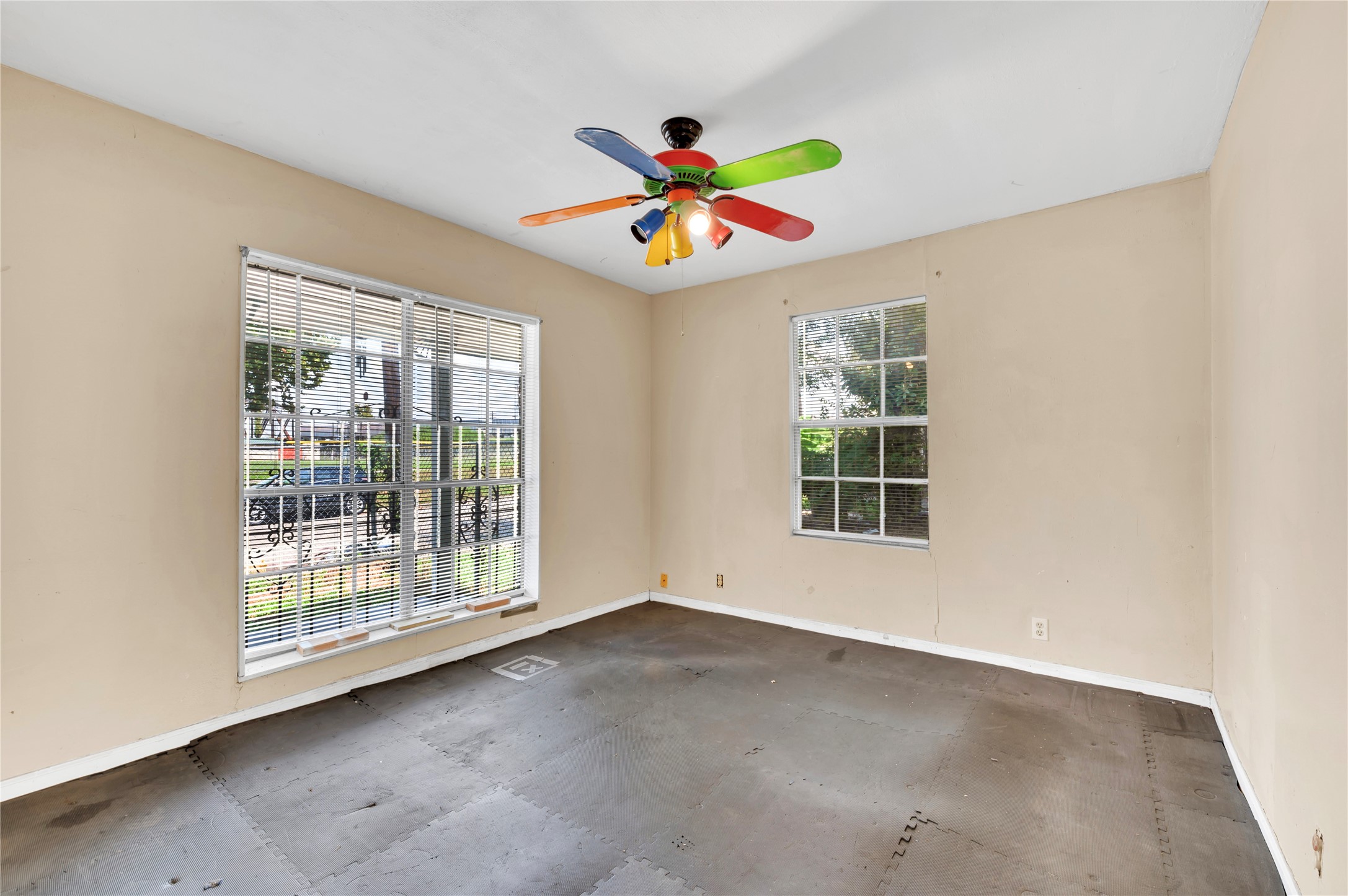 7120 Avenue Q Property Photo 11