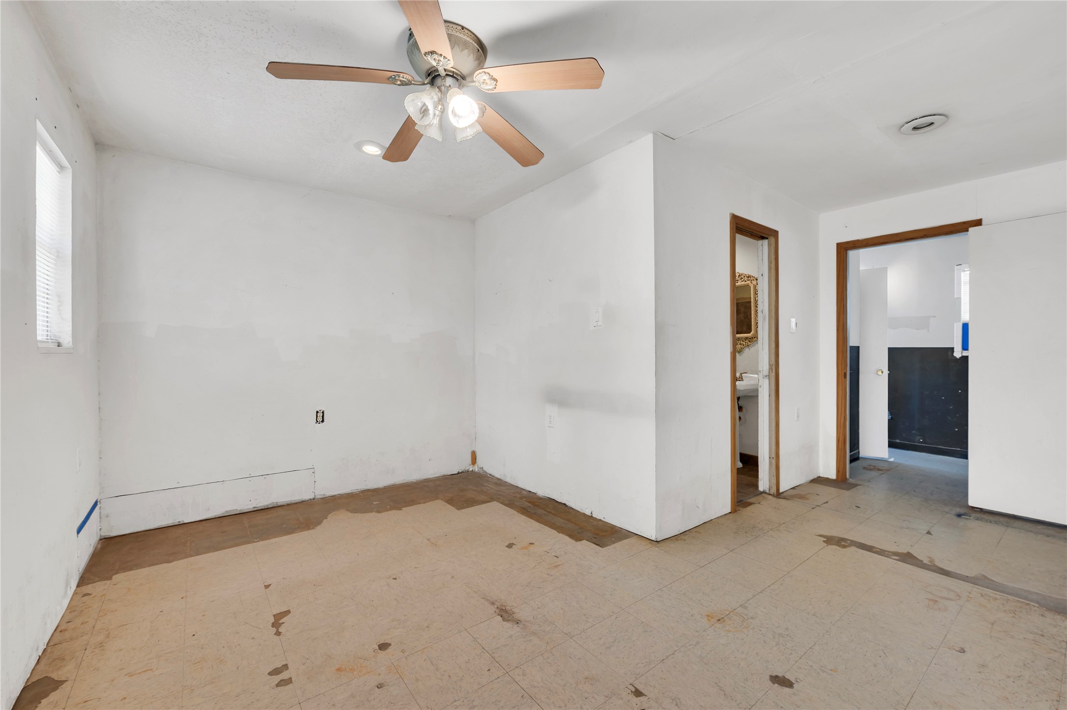 7120 Avenue Q Property Photo 18