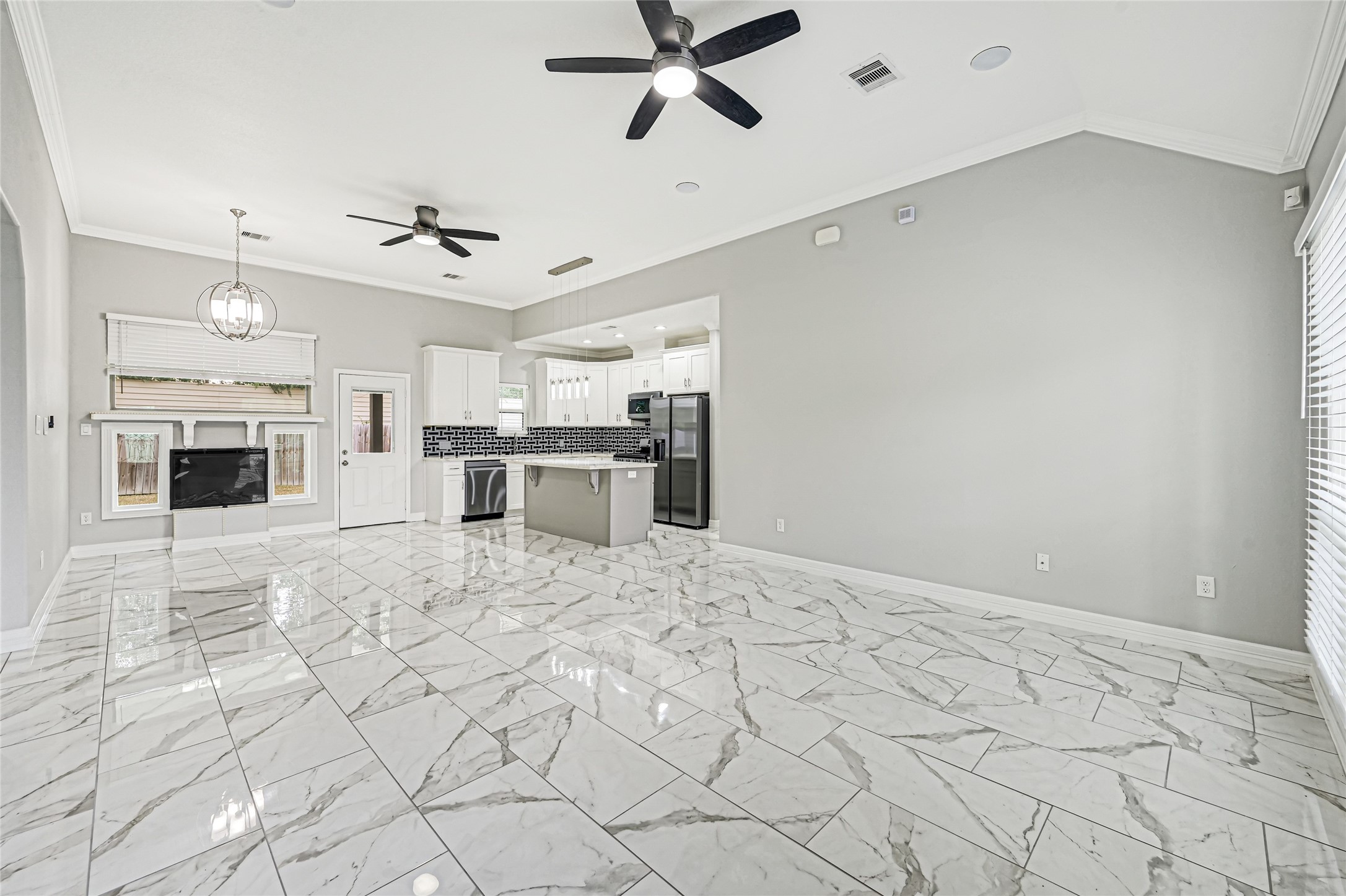13041 Donegal Way Property Photo 4