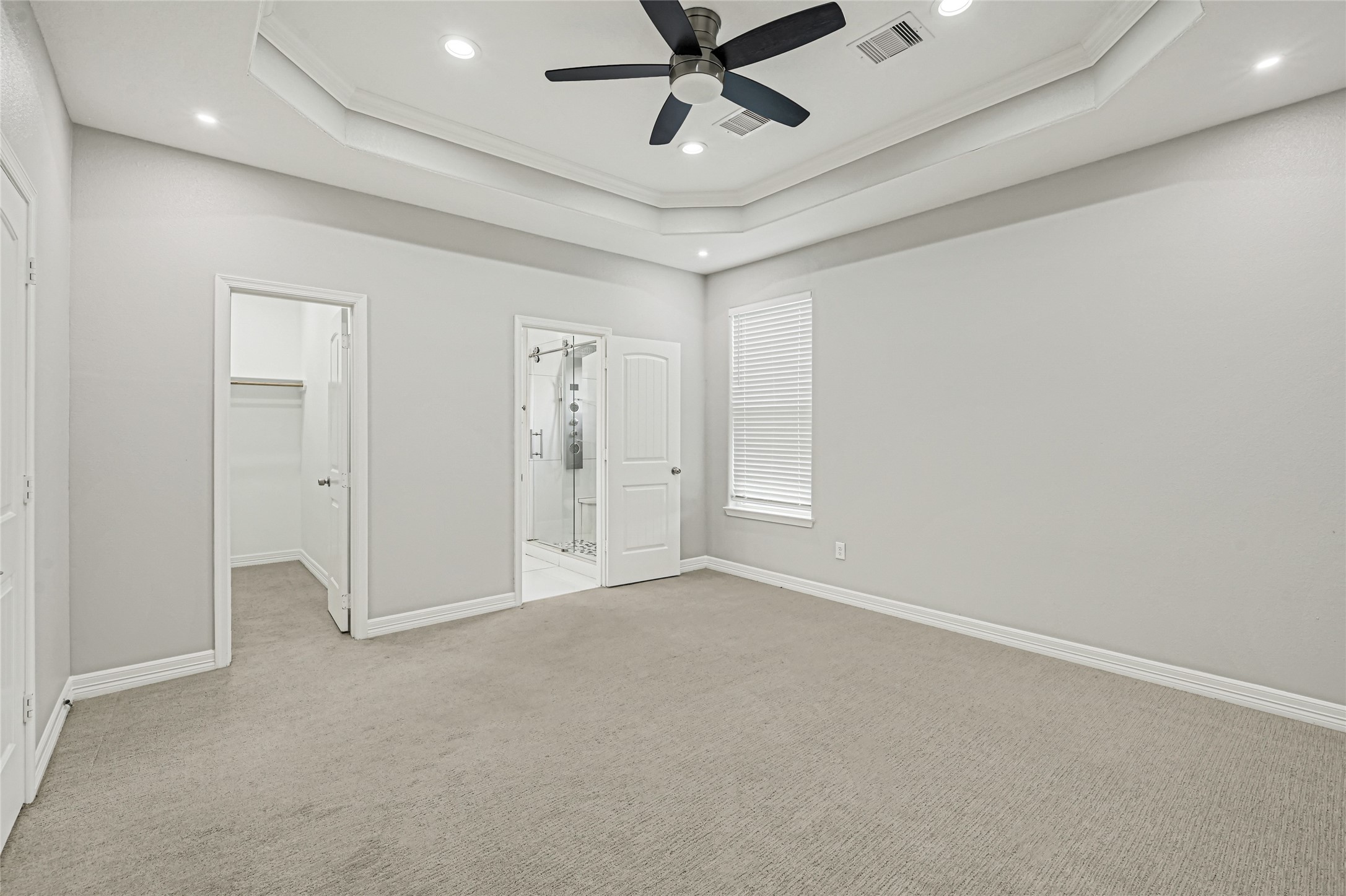13041 Donegal Way Property Photo 13
