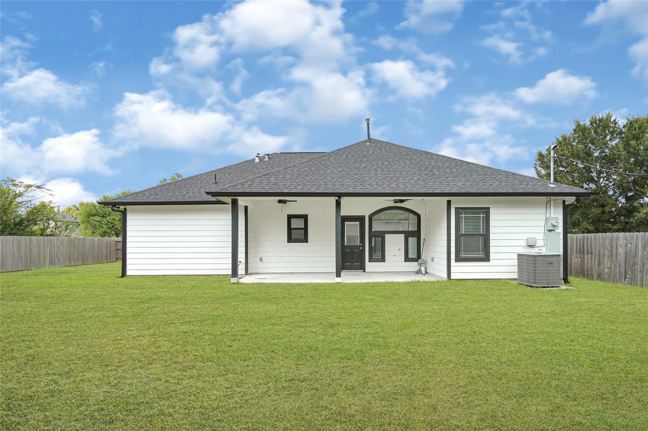 13041 Donegal Way Property Photo 24