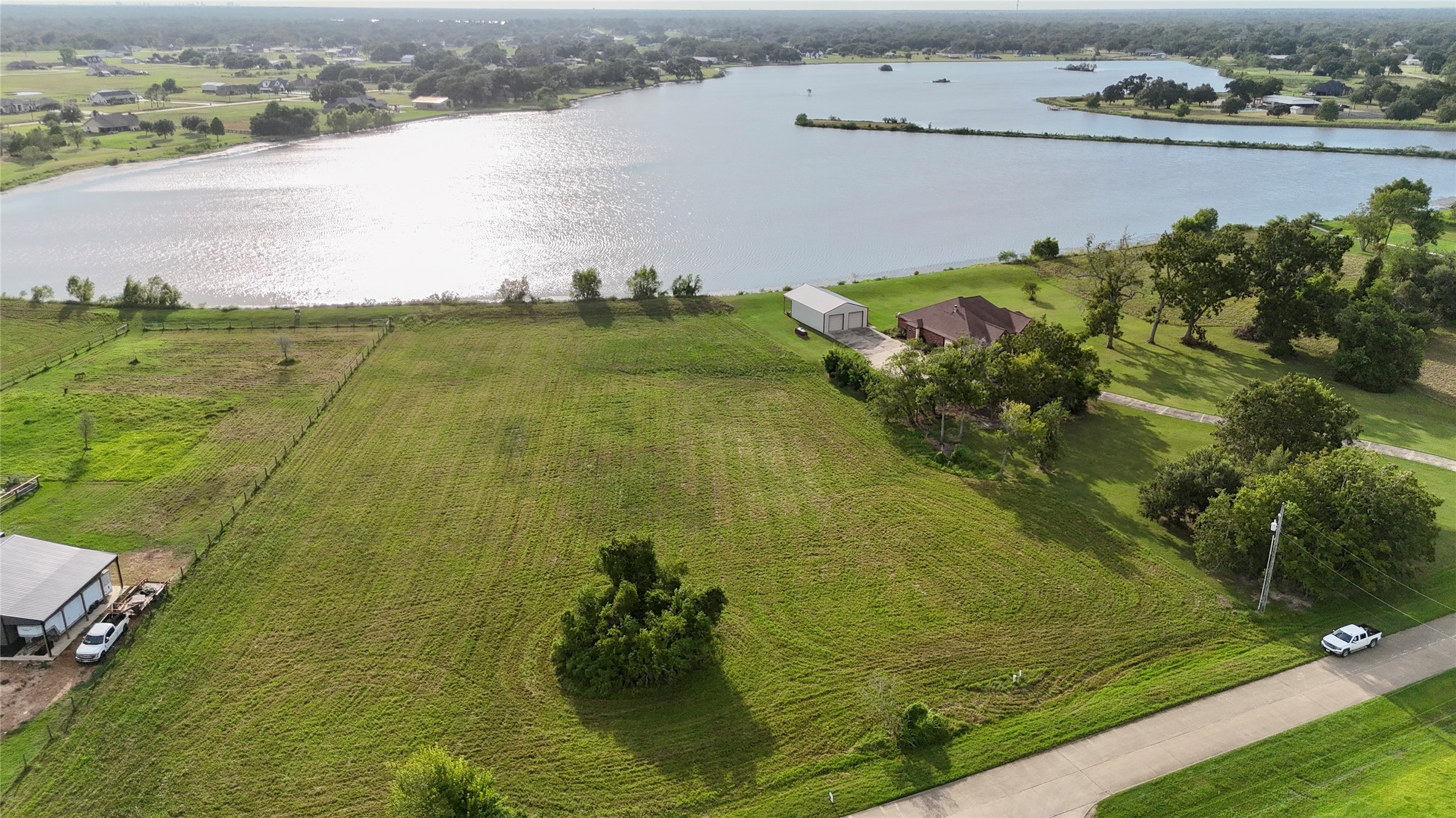 744 Wagon Wheel Trail Property Photo 3