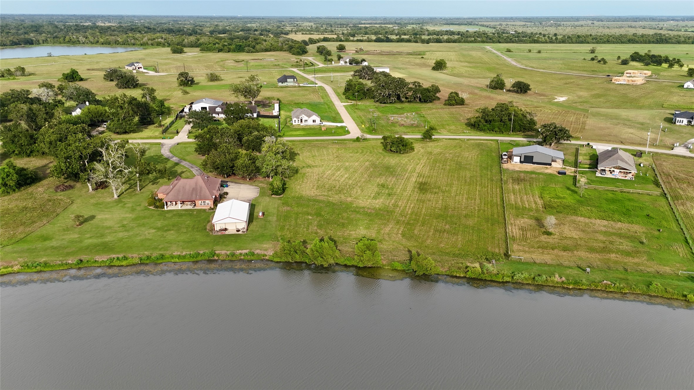 744 Wagon Wheel Trail Property Photo 6
