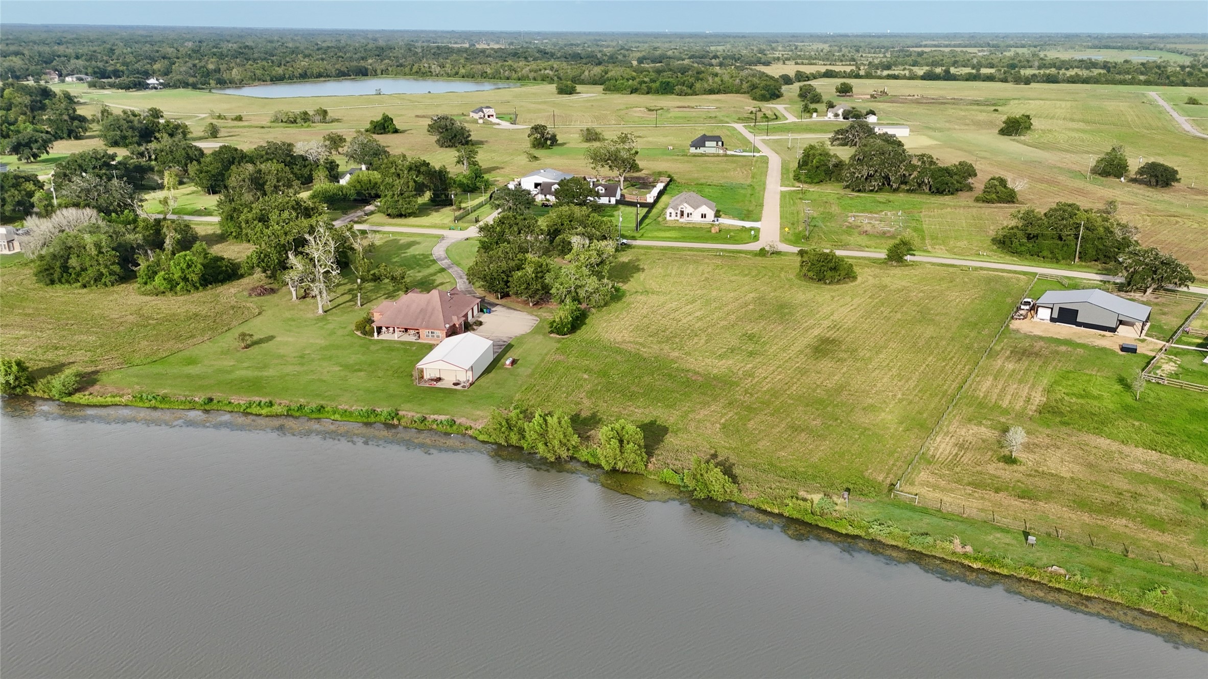 744 Wagon Wheel Trail Property Photo 7
