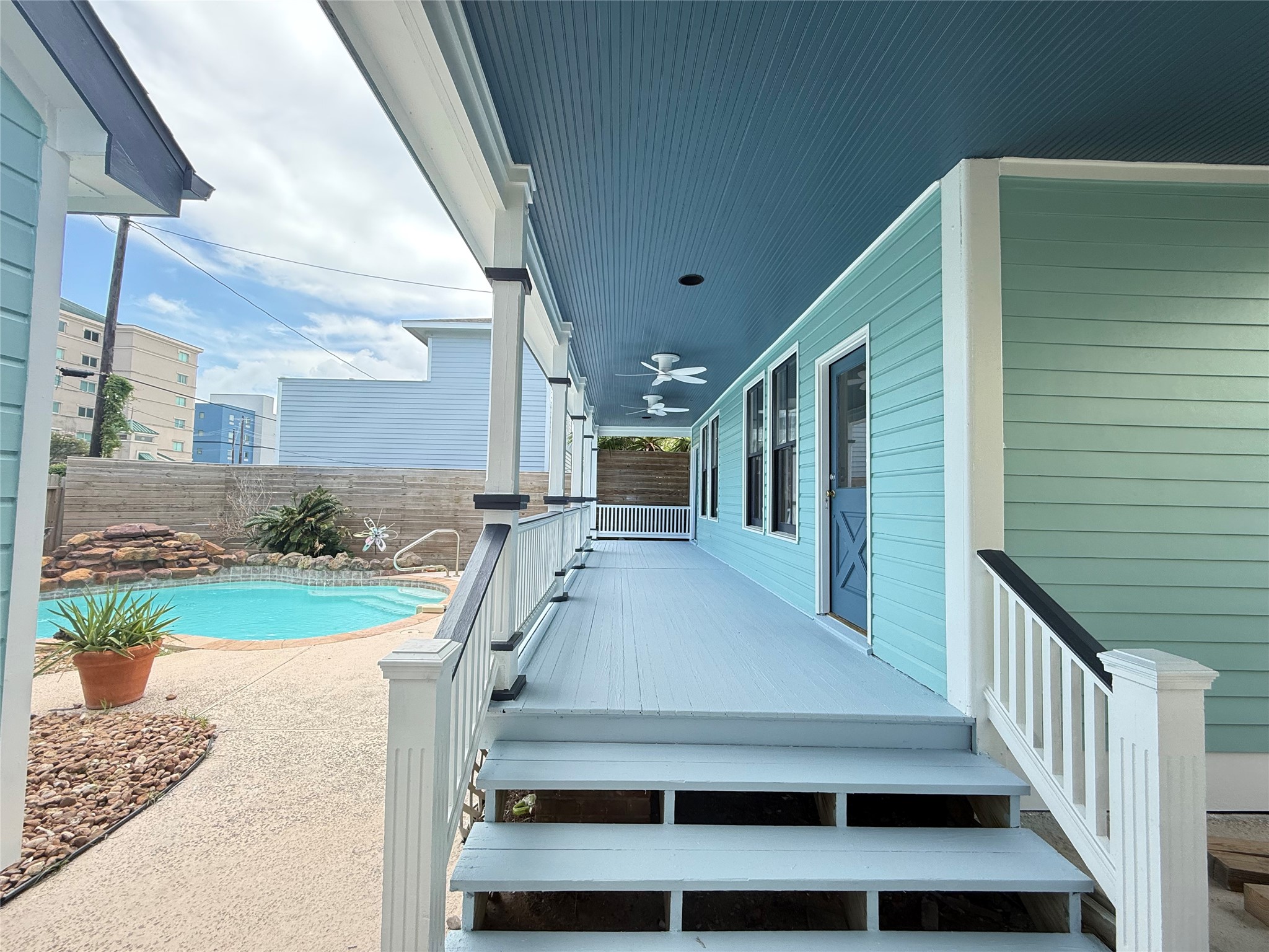 2207 Avenue P Property Photo 1