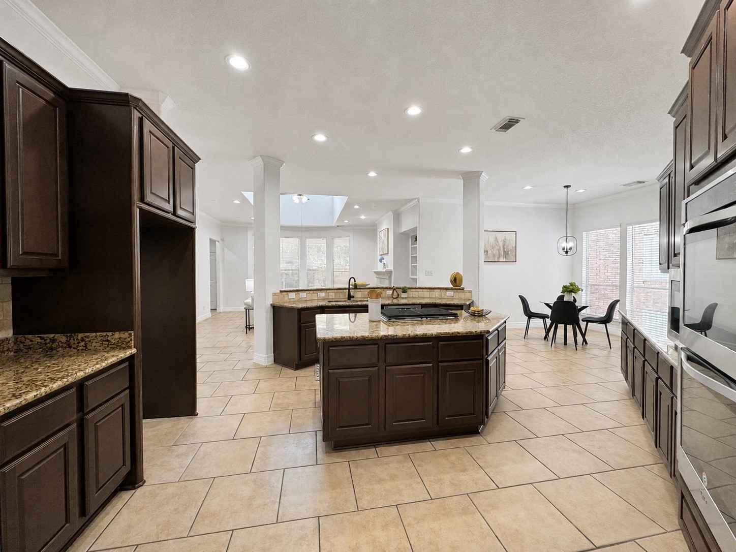 3301 Elm Creek Drive Property Photo 16