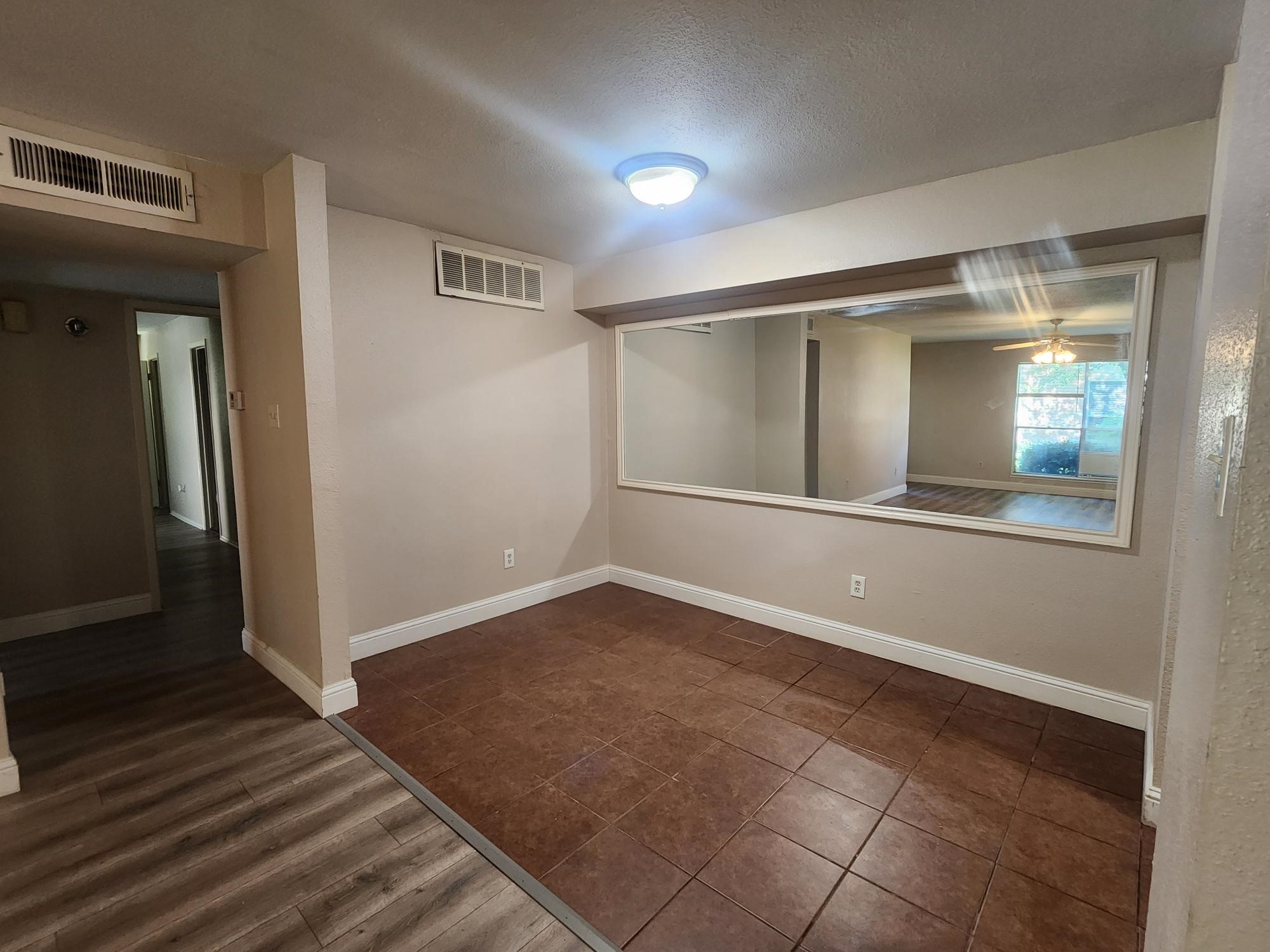 5665 Birchmont Drive H Property Photo 21