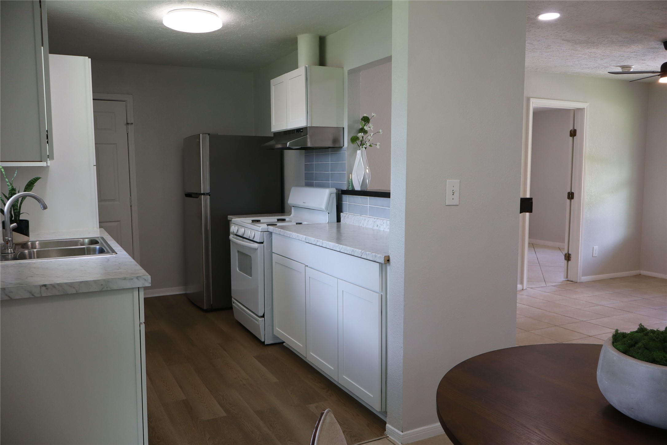 302 Delta Street Property Photo 5