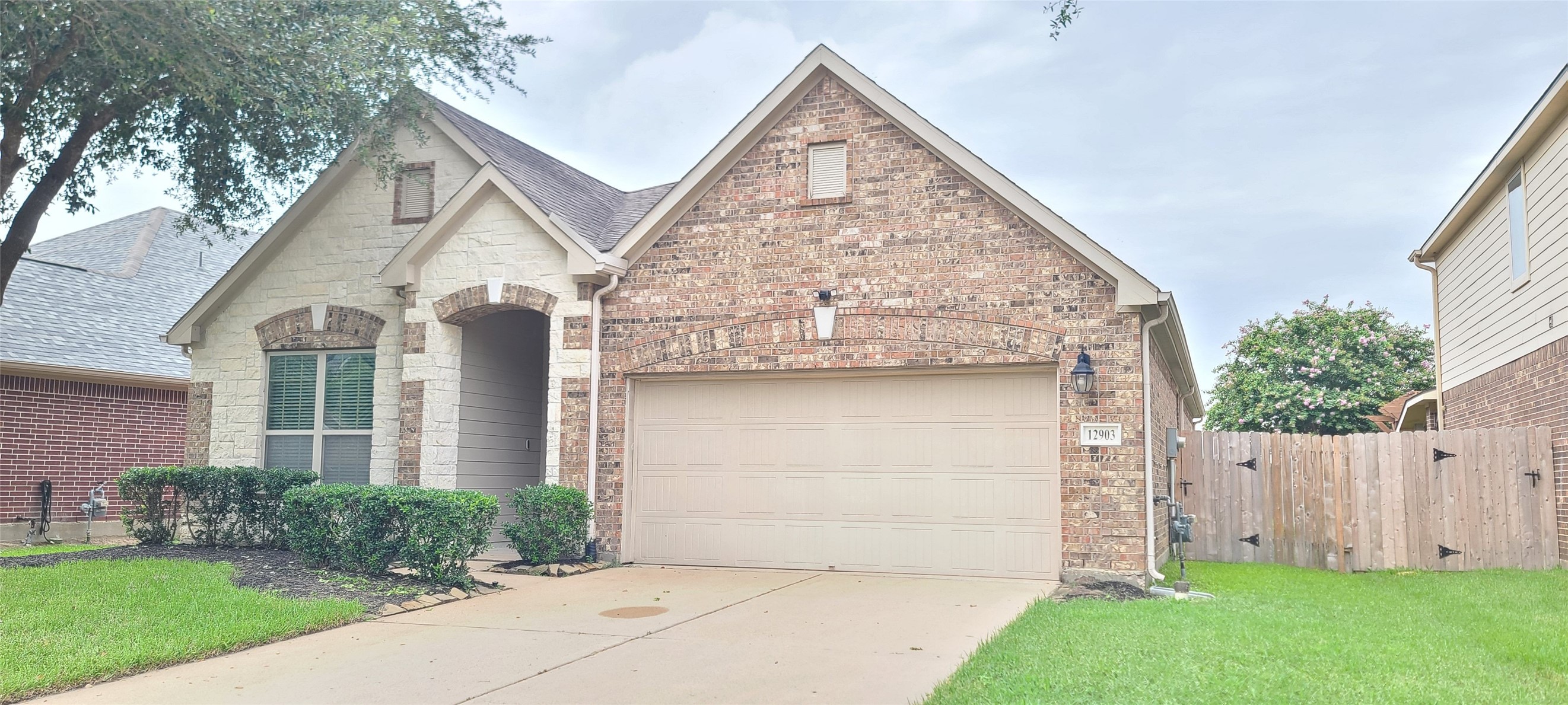 12903 Mason Terrace Lane Property Photo 4