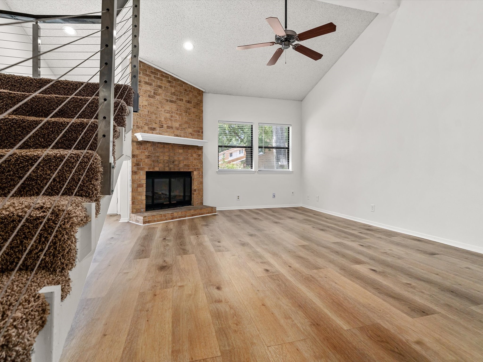 2404 Villa Court Property Photo 3