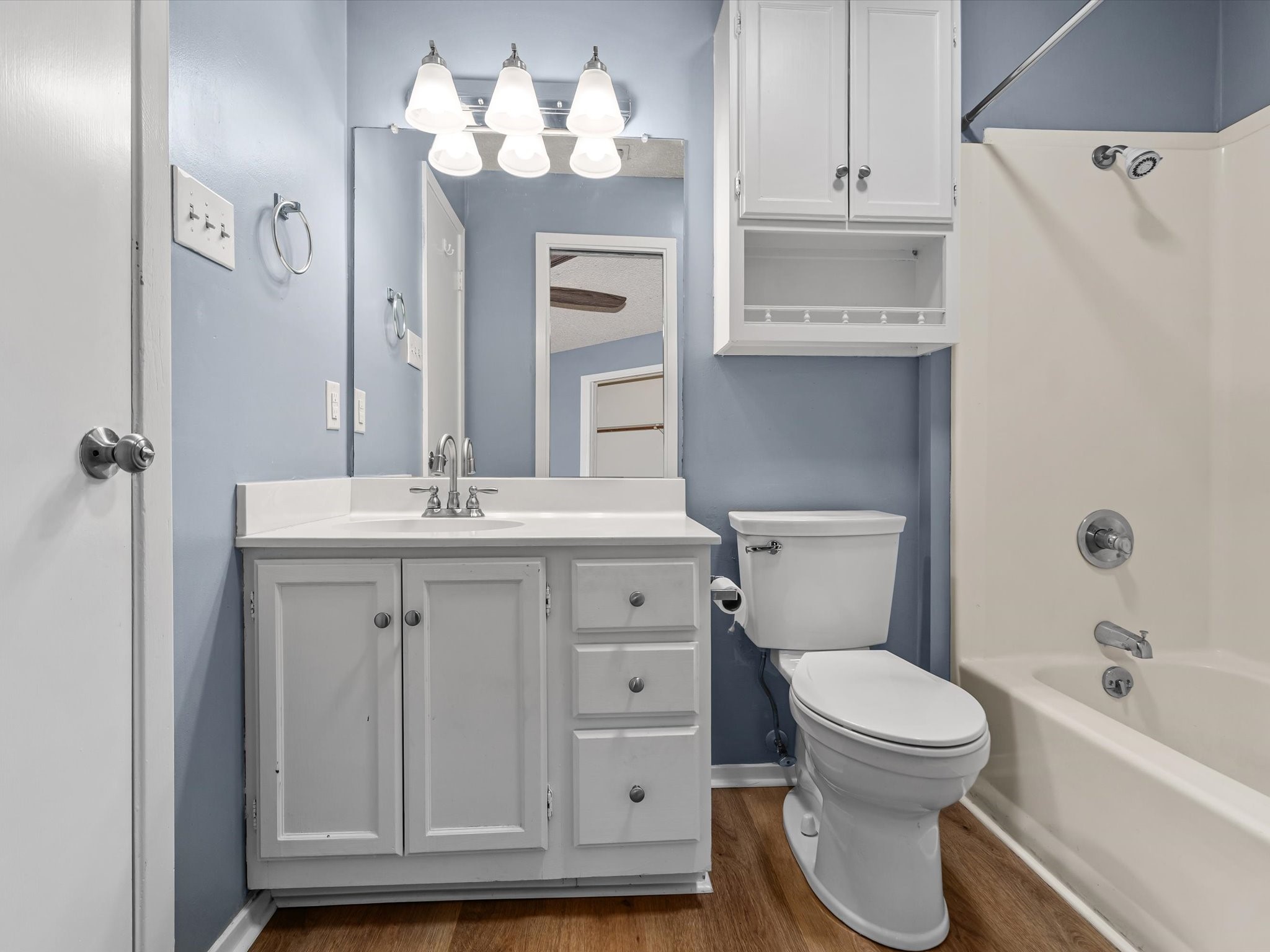 2404 Villa Court Property Photo 10